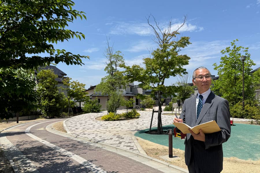 井口 克美氏