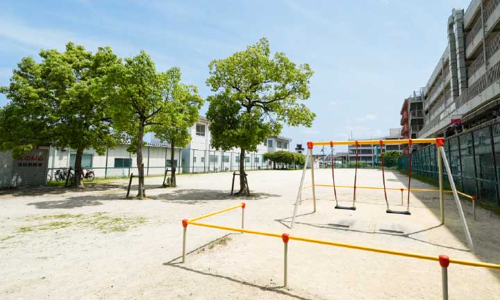 瀬田駅前児童公園
